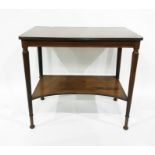 Mahogany and satinwood strung side table with reeded front legs, shaped undertier, 91.5cm