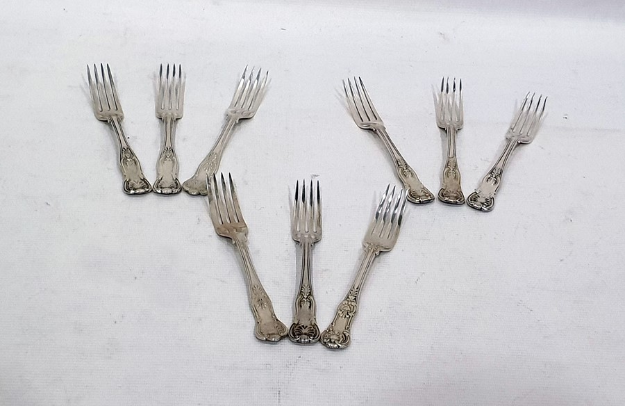 Nine assorted Kings pattern dessert forks, various dates and makers, 17.9 troy oz