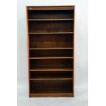 20th century oak shelving unit, 89.5cm