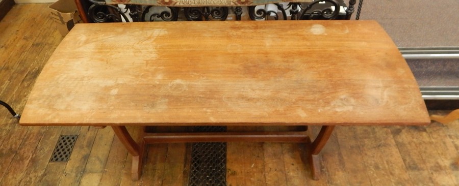 Edward Barnsley (1900-1987) circa 1940 oak refectory table, the rectangular top with curved ends - Image 4 of 10