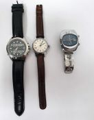 Memostar alarm 1970's wristwatch with strap and two other watches (3)