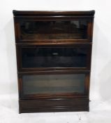 Oak Globe Wernicke glazed bookcase of three shelves, width 86cm