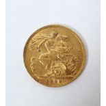 Gold full sovereign dated 1909