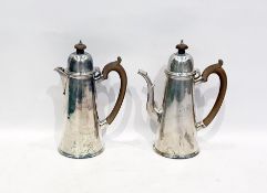 Matching silver coffee pot and hot water jug by Walker & Hall, London 1936, of plain conical form