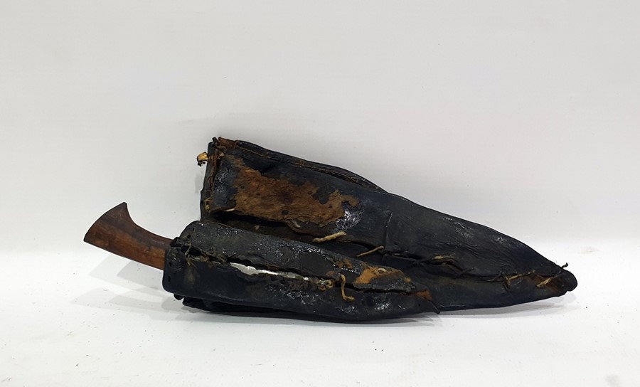 Antique leather belt hung double-knife sheath containing small knife but lacking larger one