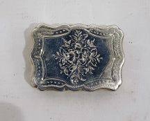 Silver-coloured snuff box of shaped rectangular form with engraved floral decoration, unmarked, 4.