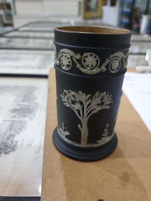 Pair of Wedgwood black basalt cylindrical spill va - Image 4 of 14