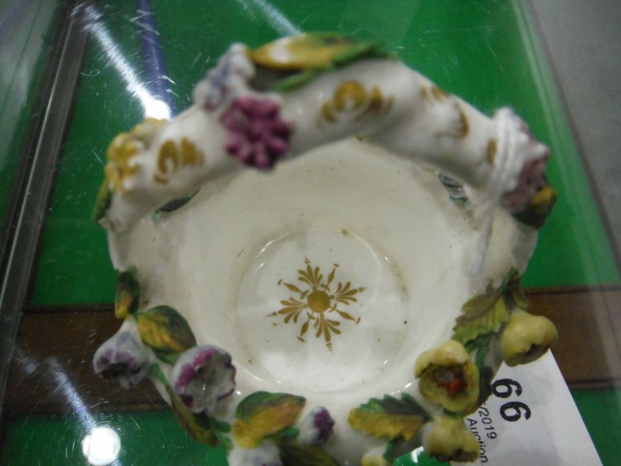 Rockingham porcelain miniature basket with hoop ha - Image 3 of 6