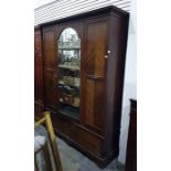 Late 19th/early 20th century wardrobe with single