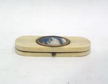 Georgian ivory and sulphide inlaid patch box, roun