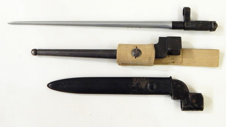Lee Enfield No.4 MKII bayonet, a No.9 socket bayonet, and a spike socket bayonet (3)