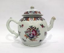 18th century Chinese porcelain teapot, bulbous bod