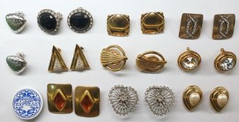 Large quantity of costume jewellery including clip-on earrings, some silver examples, statement