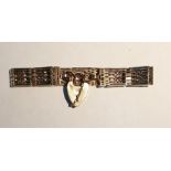 9ct gold fancy gate-link pattern bracelet with heart-shaped padlock clasp, approx 23g