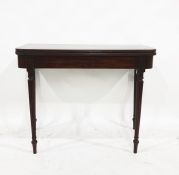 Mahogany and rosewood banded 19th century card table on reeded support to peg feet