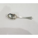 Late 17th/early 18th century silver trefid spoon, maker's mark T.B, the finial with engraved
