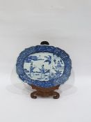 18th century Chinese porcelain small oblong dish w