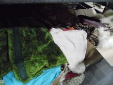 Large quantity of remnants, a bedspread, curtains, rugs, a handbag, etc (3 boxes plus)