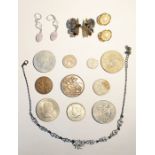 Victorian 1890, small quantity commemorative and other coins and sundry costume jewellery to include