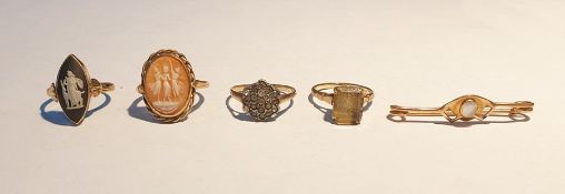 Gold and shell cameo ring depicting three graces, marked 9ct, a gold bar brooch with central blister