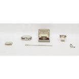 Silver snuff box of plain oval form, a silver pill box of plain rectangular form, a modern silver
