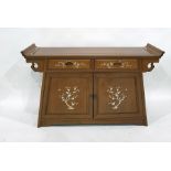20th century Chinese sideboard with mother-of-pear