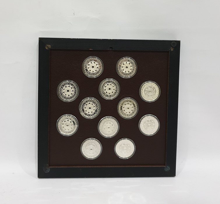Set of 12 Franklin Mint proof medals from the Museum of Gold limited edition set, each 925 - Image 2 of 2