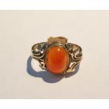 9ct gold and cornelian ring set single oval stone in stylised plant setting