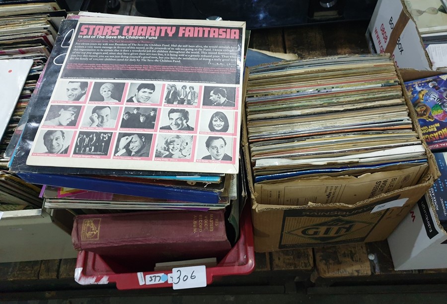 Large quantity of long playing records including The Manhattan Transfer, Jim Reeves, Maxi Priest,