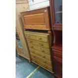 A 20th century pine blanket box and a 20th century pine chest of six drawers (2)