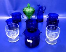 Set of six glass rinsers, glass jug, green moulded cover comport and two rummer style goblets