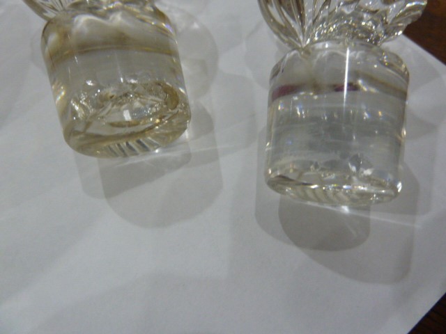 Pair Victorian gilt clear decanters each with wrythen spherical stopper, gilt borders and wrythen - Image 2 of 2