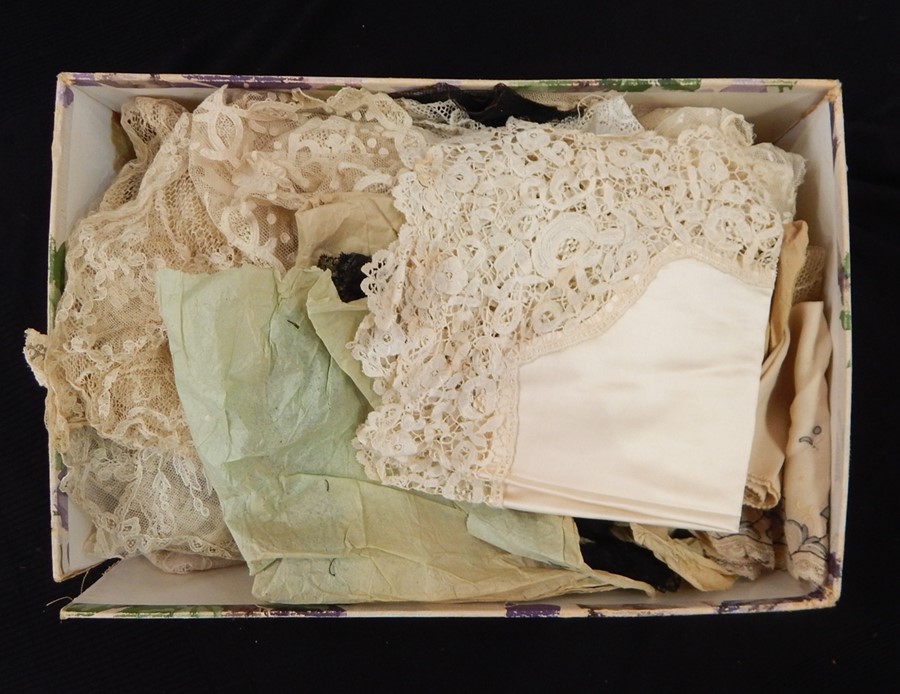 Quantity of antique lace pieces, a silk handkerchief with bobbin work border, etc (1 box)