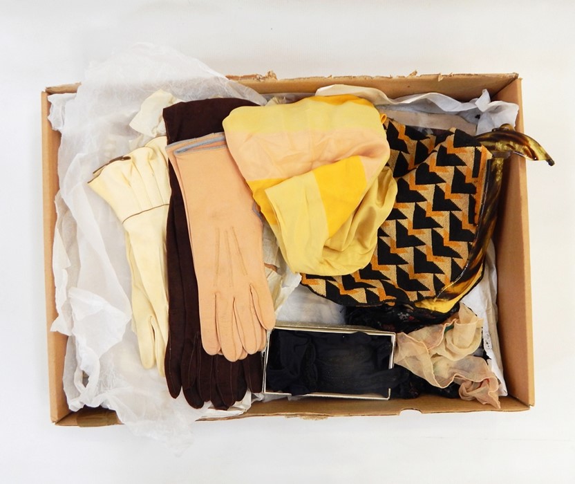 Quantity of various vintage gloves including leather, suede, kid, etc, a 1930's scarf, an Art Deco - Image 2 of 2