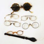 Various gold-coloured metal spectacles, tortoiseshell and horn framed folding spectacles and a