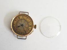 Edwardian gold cased wristwatch, dial with engraving , Roman numerals