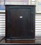 Oak wall-hanging single door corner cupboard