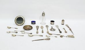 Quantity of miscellaneous silver to include silver-mounted glass sugar sifter, two open salts,