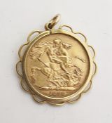 Victorian sovereign pendant 1898, in scalloped pierced mount  Condition ReportThe weight is approx