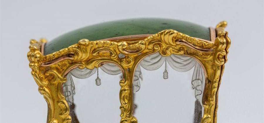 Please note:-  Fabergé nephrite, rock crystal, mother-of-pearl and vari-colour gold miniature - Image 65 of 74