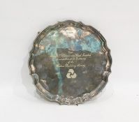 Presentation silver tray with piecrust border, raised on scrolled feet, Sheffield 1974, 18oz, 25.5cm