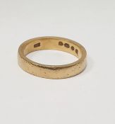 22ct gold wedding ring, flattened edge, 6g approx