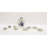 18th century Worcester blue and white transfer printed coffee pot and cover and four tea bowls and