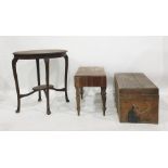 Pine workbox, an oval side table and a bidet (3)