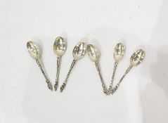 Set of six Edwardian silver apostle-top and rattail coffee spoons, London 1904 (6)