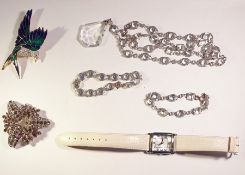 Quantity of costume jewellery to include Monet diamante brooch, gilt metal brown stone set necklace,