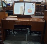 Twentieth century dressing table