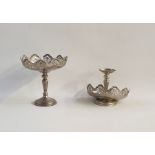 Pair of silver tazzas with pierced rims, on turned pedestals, circular bases, 5ozt (2)