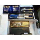 Pair silver handled cake servers, 11 plated coffee spoons and nips, cased and other plated flatware