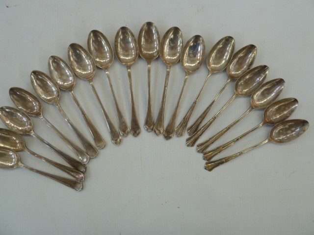 Various assorted silver teaspoons, various assays offices marks and dates, 5.9ozt